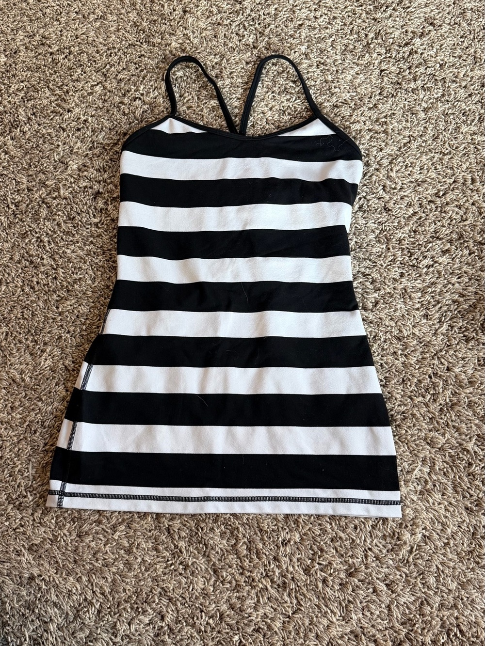 Lululemon Flow-Y Tank